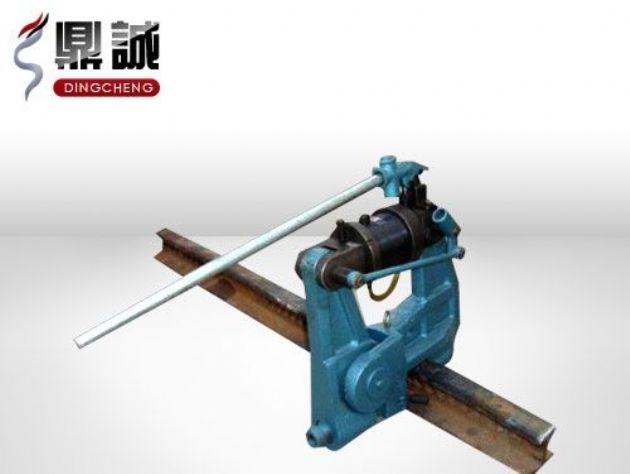 點擊查看詳細信息<br>標題：液壓鋼軌擠孔機 閱讀次數：4464