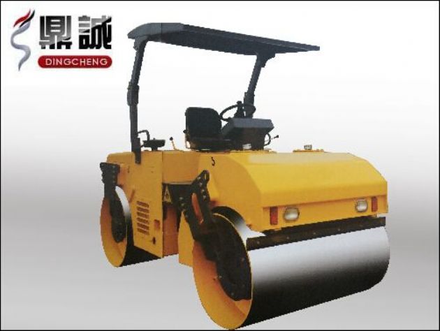 點(diǎn)擊查看詳細(xì)信息<br>標(biāo)題：6噸雙鋼輪振動(dòng)壓路機(jī) 閱讀次數(shù)：13166